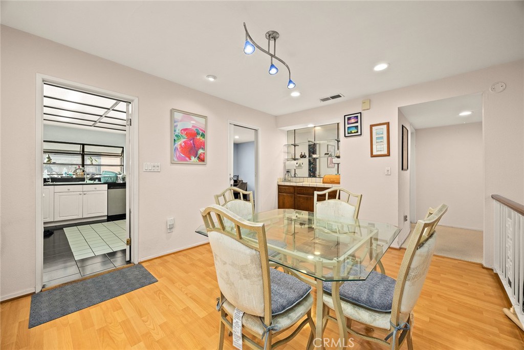 513 N Chandler Avenue E