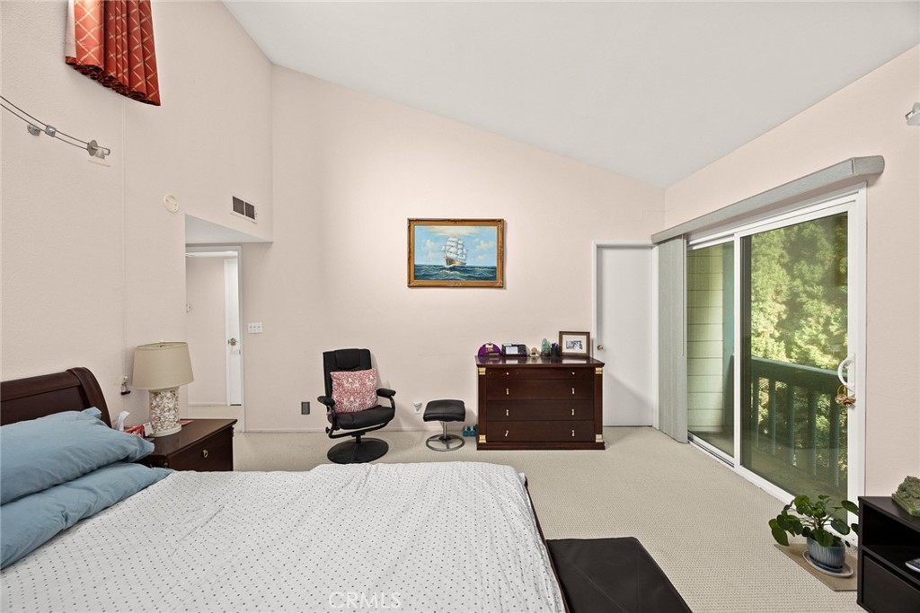 513 N Chandler Avenue E