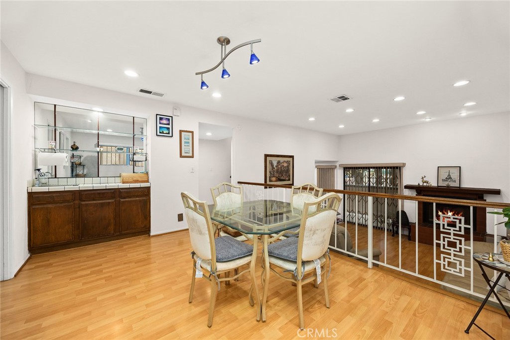 513 N Chandler Avenue E