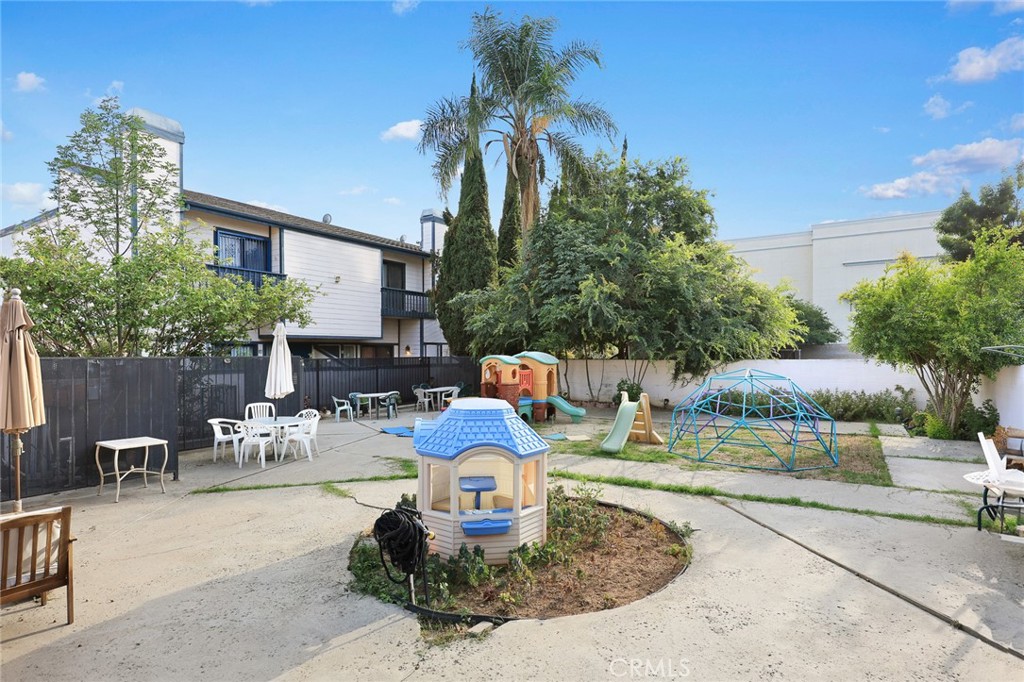 513 N Chandler Avenue E