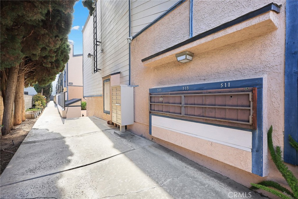 513 N Chandler Avenue E