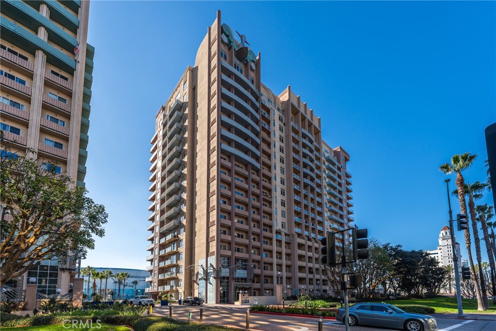 388 E Ocean Boulevard 1112