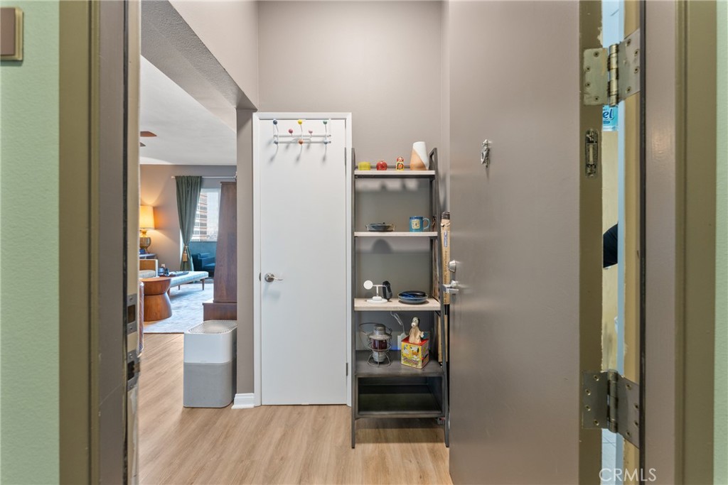 388 E Ocean Boulevard 1112