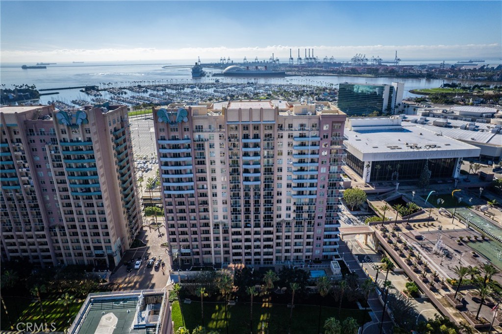 388 E Ocean Boulevard 1112