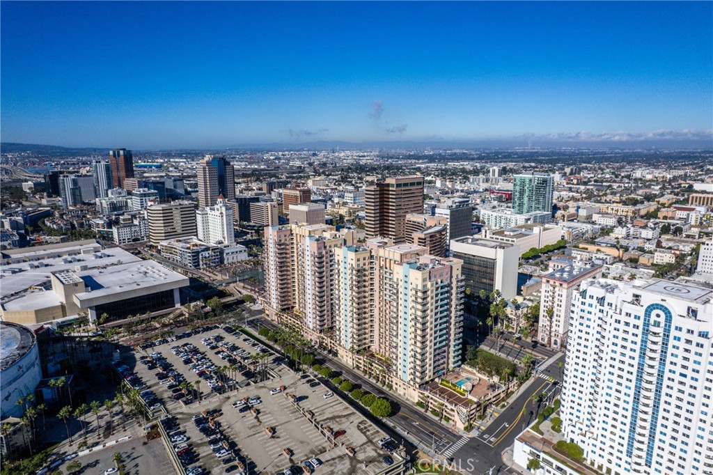 388 E Ocean Boulevard 1112