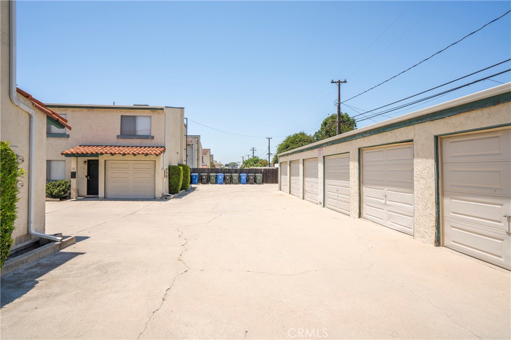 627 Claraday Street 12