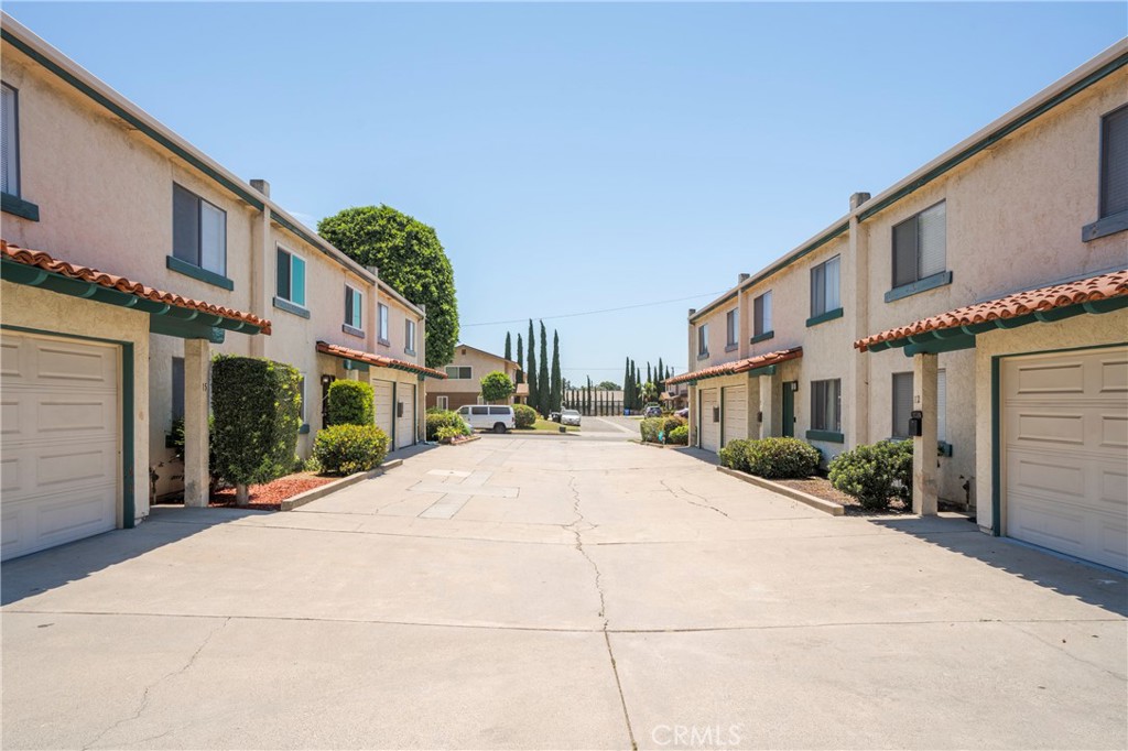 627 Claraday Street 12