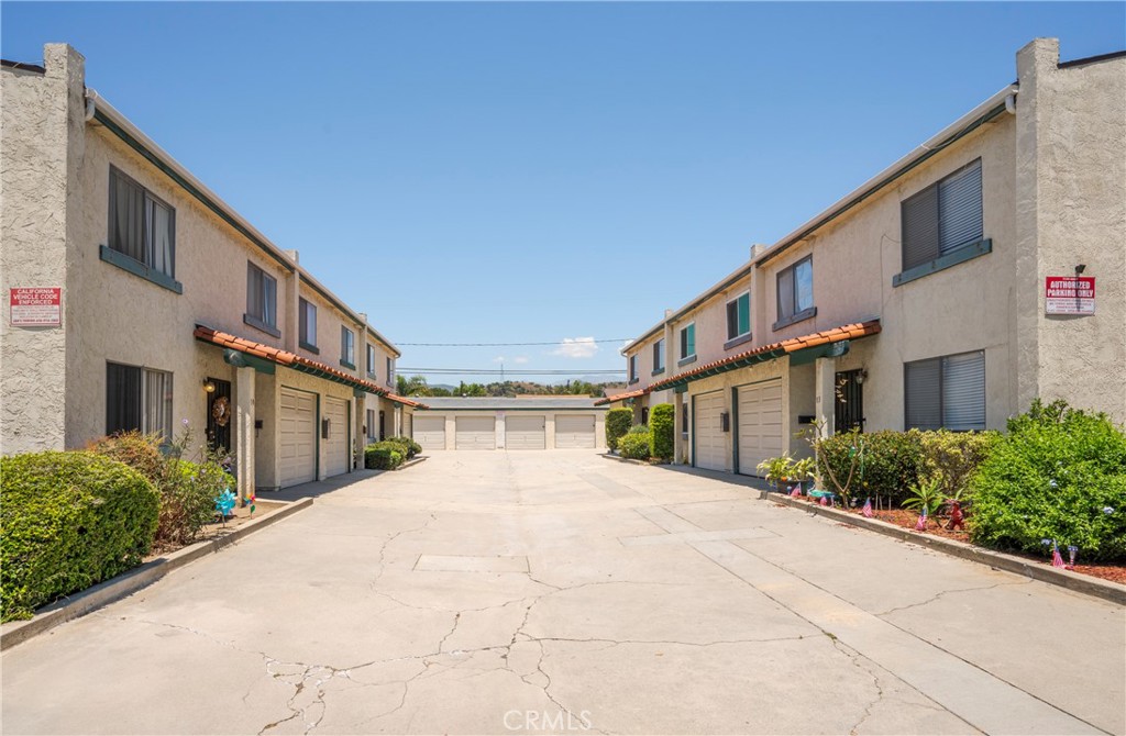 627 Claraday Street 12