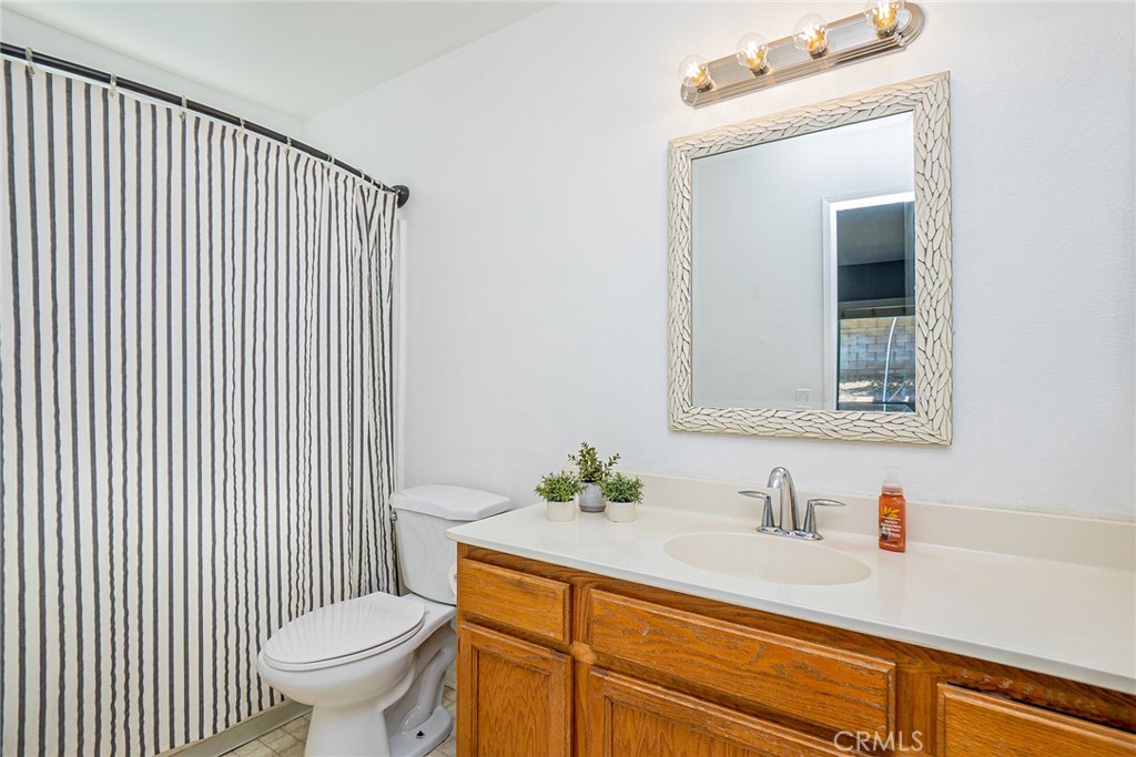 2528 W Sunrise Drive