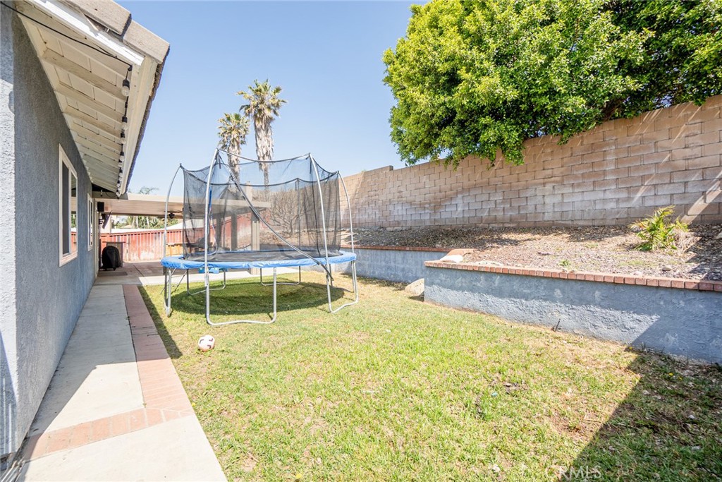 2528 W Sunrise Drive