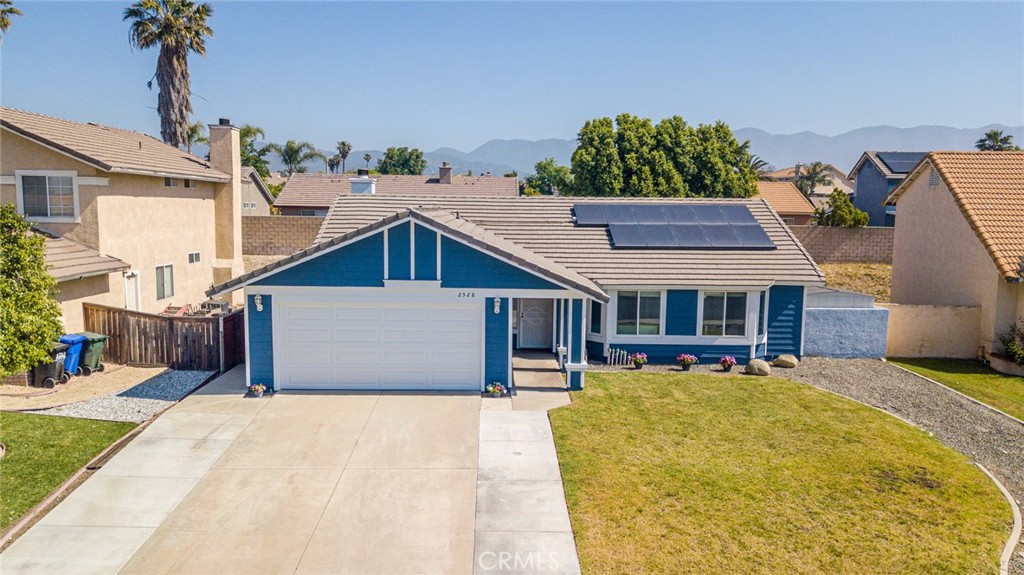 2528 W Sunrise Drive