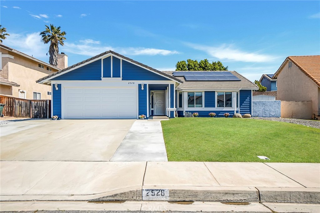 2528 W Sunrise Drive