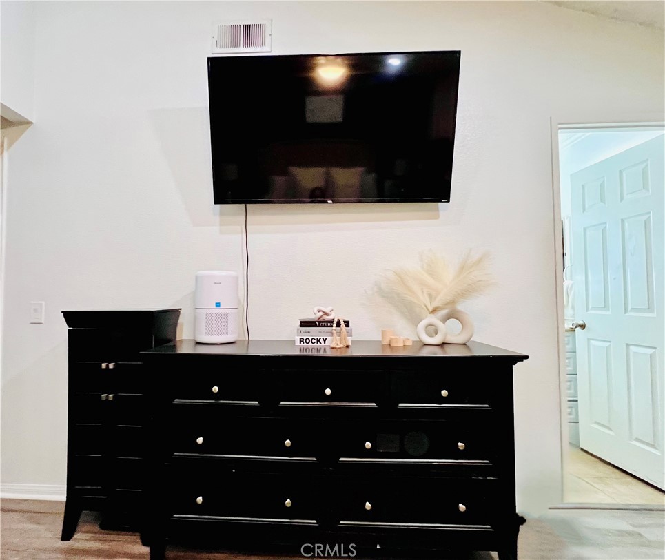 1178 E Merion Street