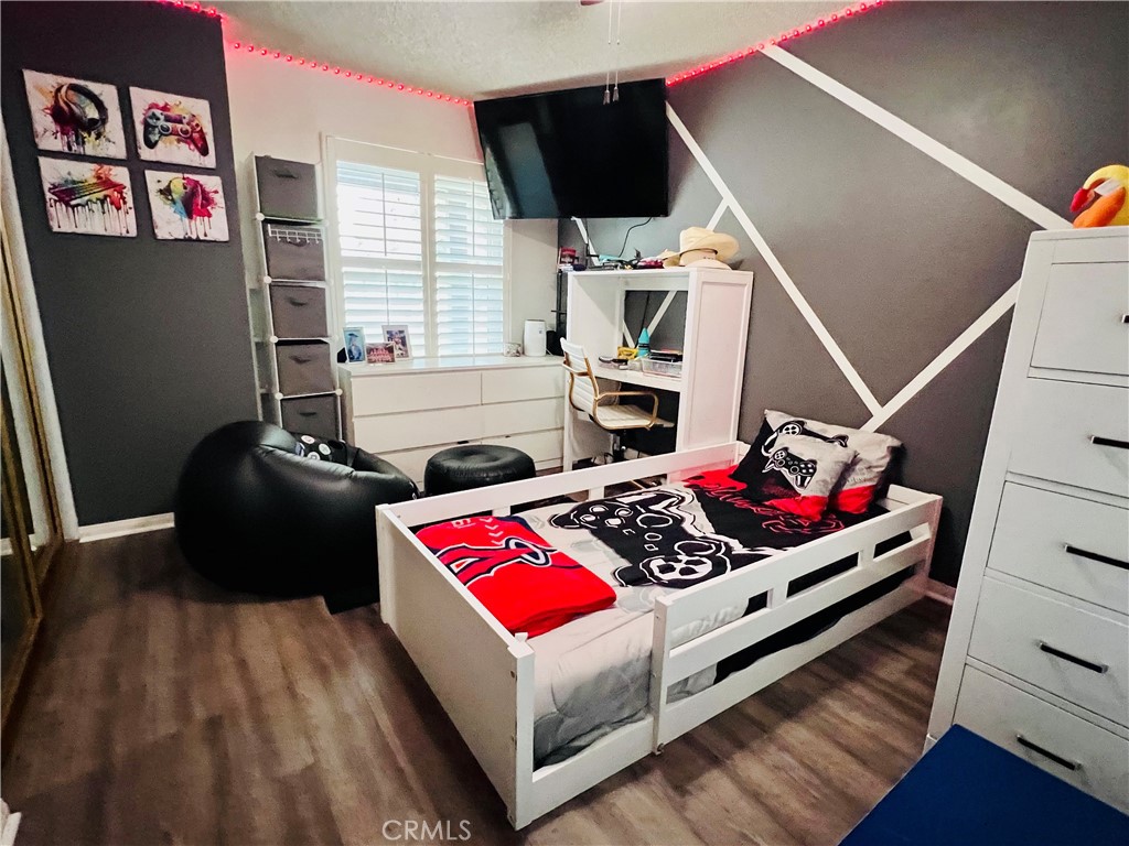 1178 E Merion Street