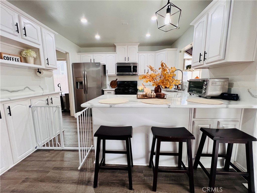 1178 E Merion Street