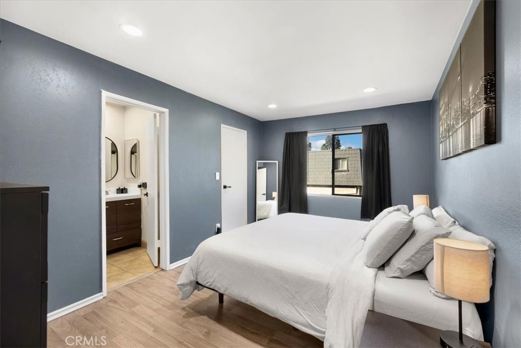 18530 Hatteras Street 337