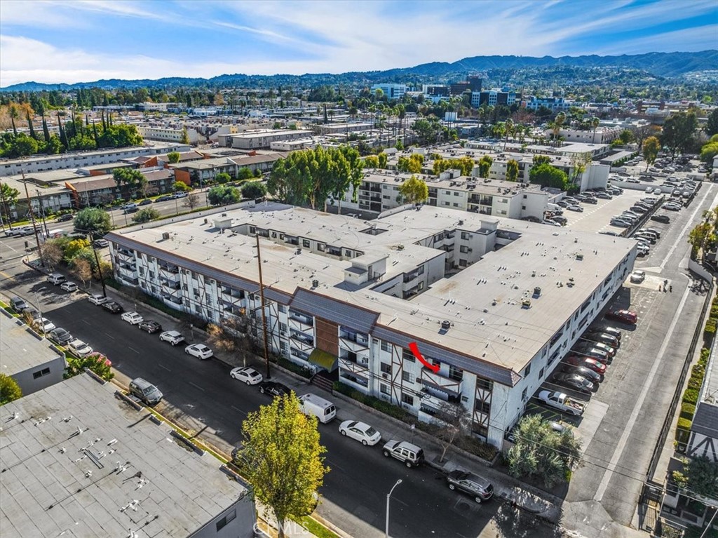 18530 Hatteras Street 337