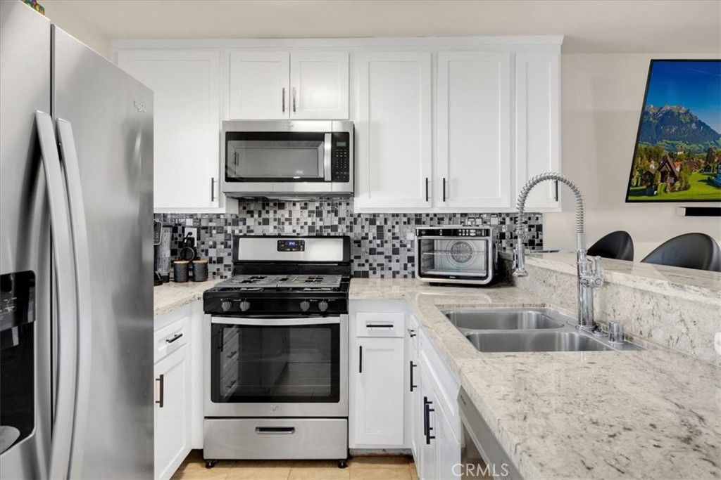 18530 Hatteras Street 337