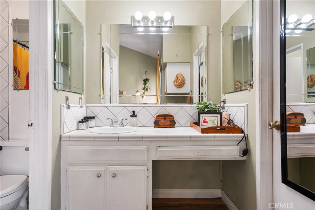 4140 Workman Mill Road 100