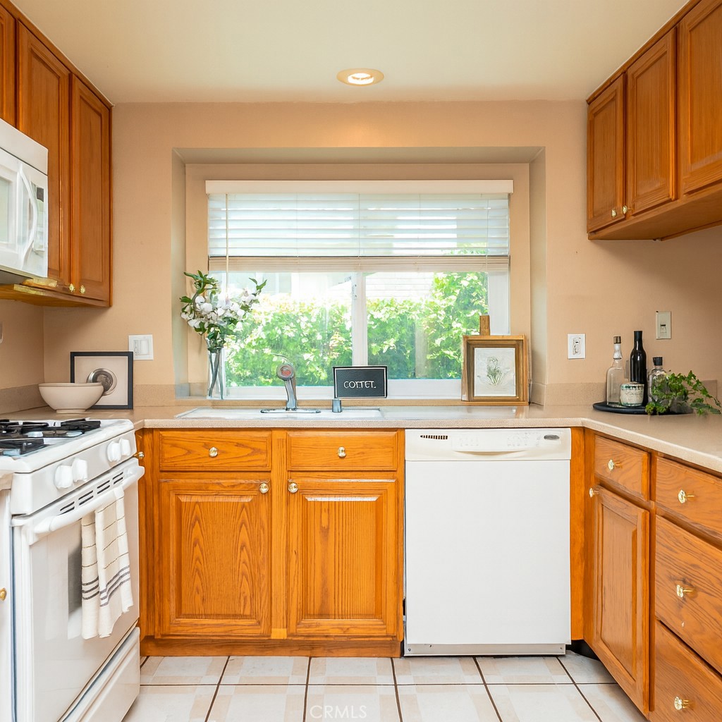 3884 Owens River Lane