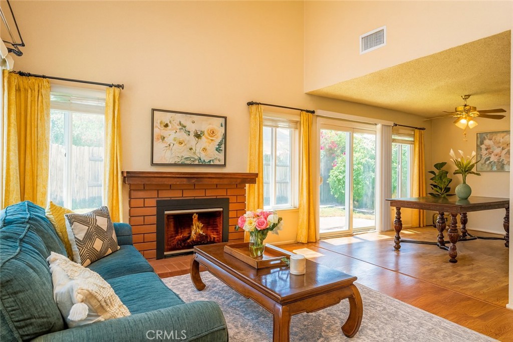 3884 Owens River Lane