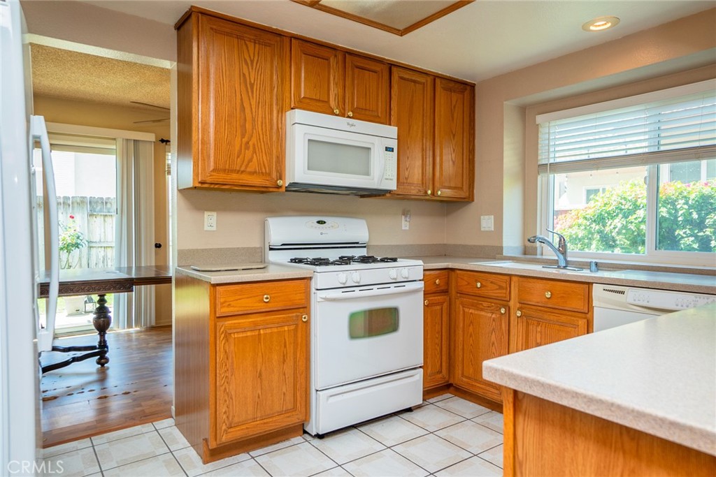 3884 Owens River Lane