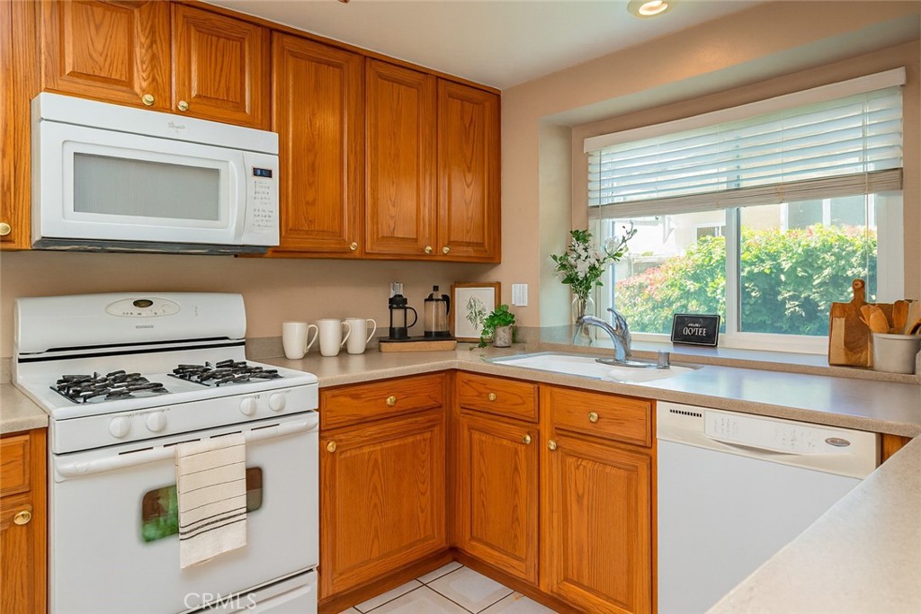 3884 Owens River Lane