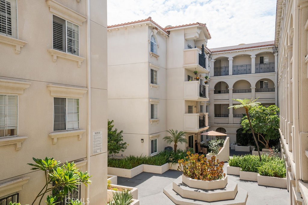 7018 Rita Avenue 206