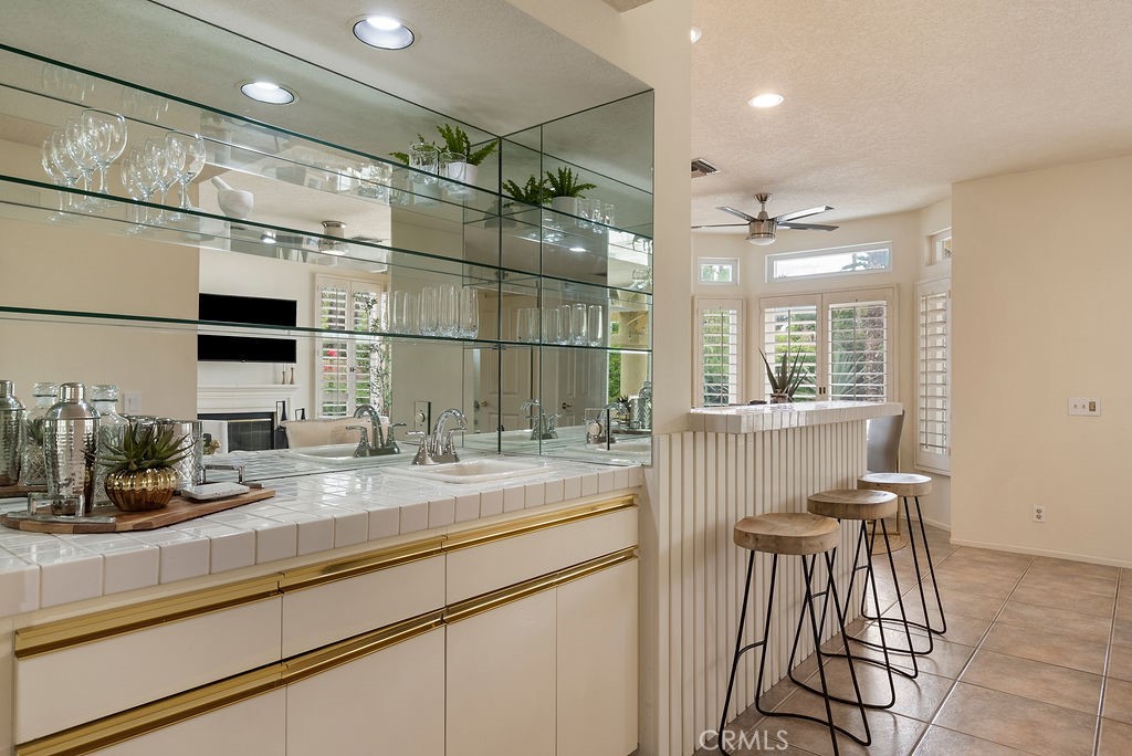 368 Oakmont