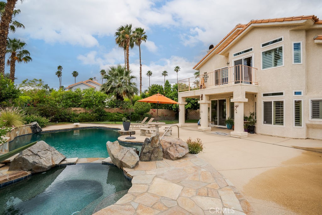 368 Oakmont