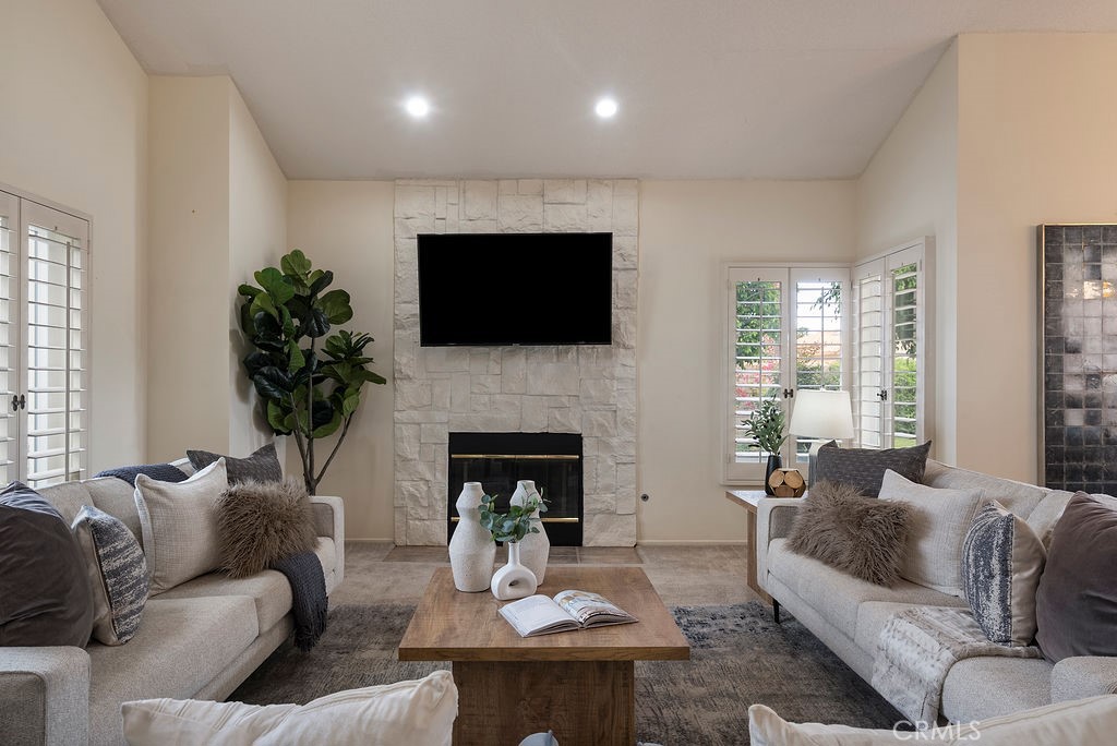 368 Oakmont