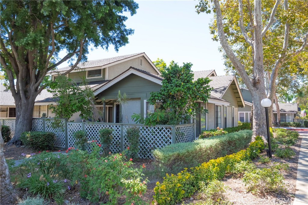 8358 Branchwood