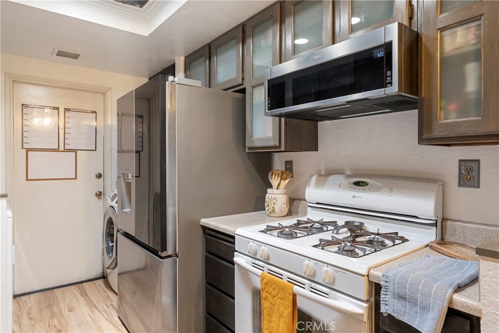 8358 Branchwood