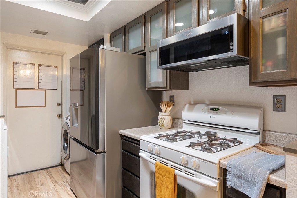 8358 Branchwood
