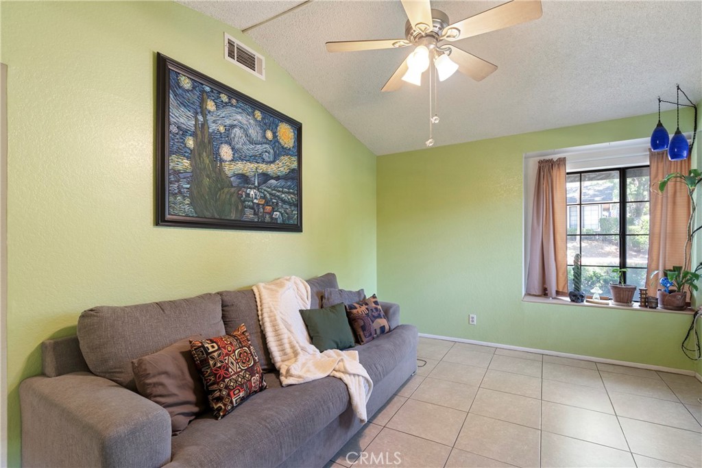 8358 Branchwood