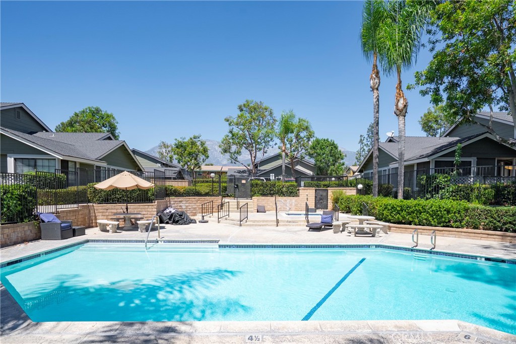 8358 Branchwood
