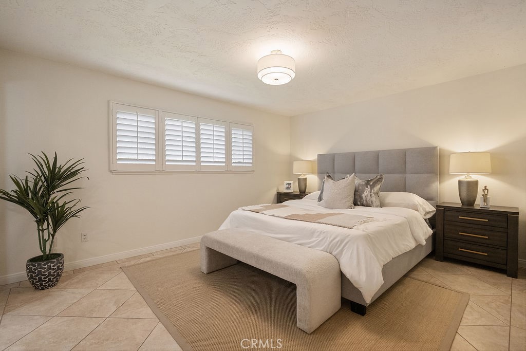 1837 Balboa Way