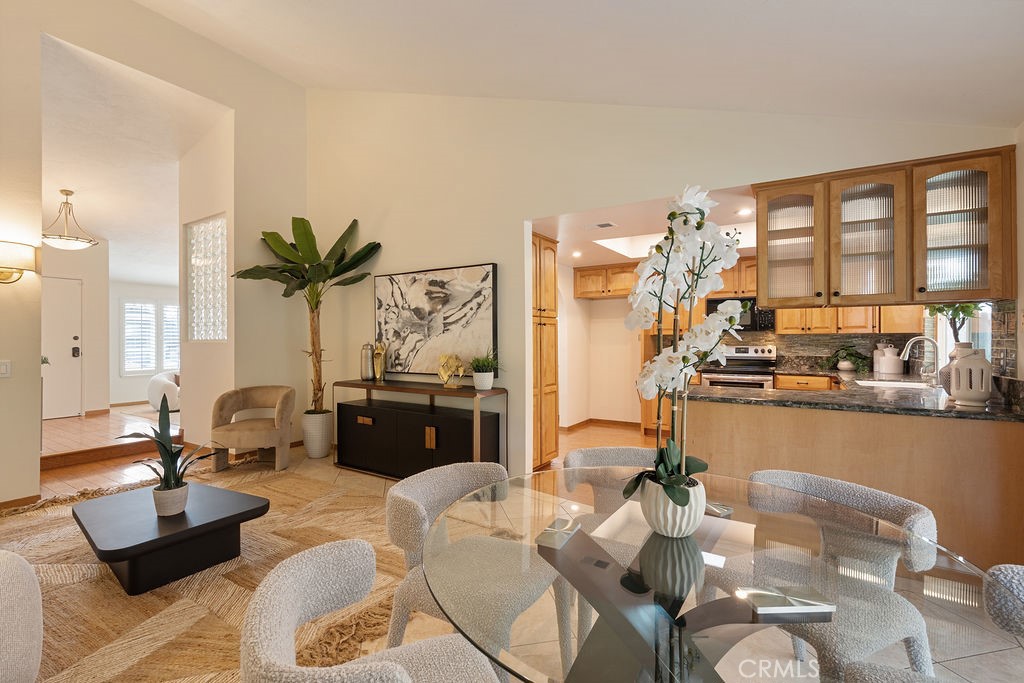 1837 Balboa Way