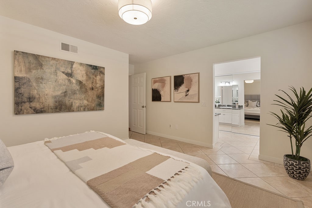1837 Balboa Way