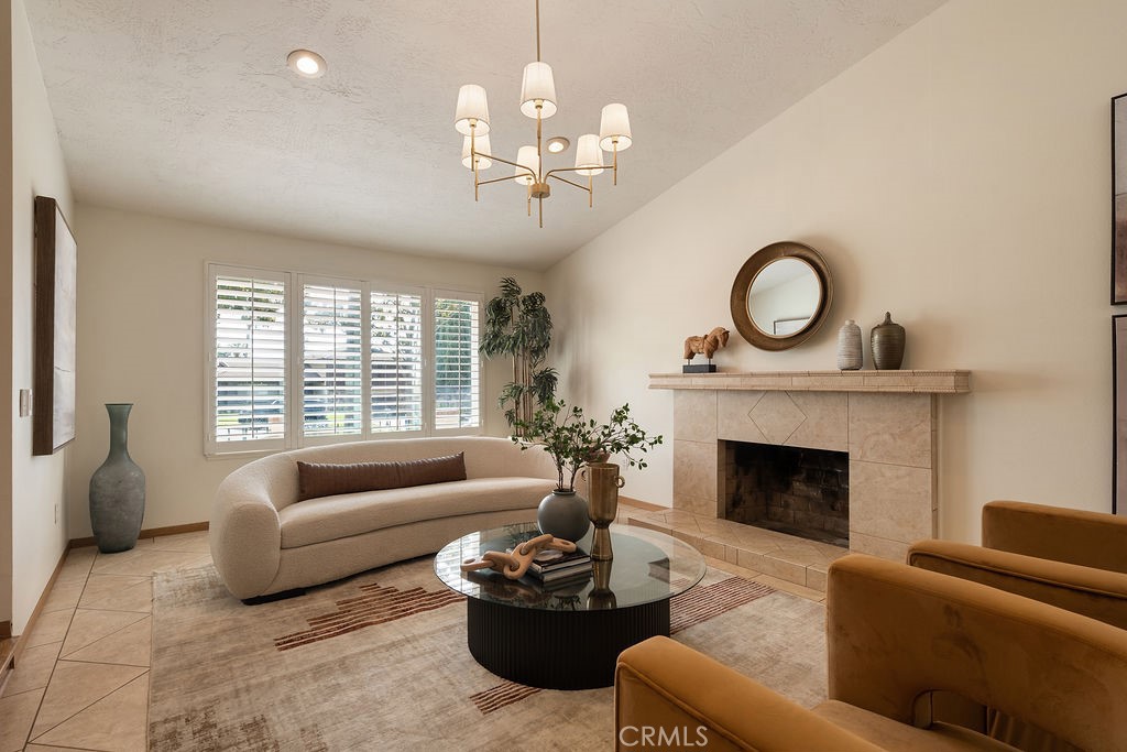 1837 Balboa Way