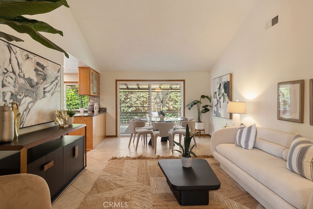 1837 Balboa Way