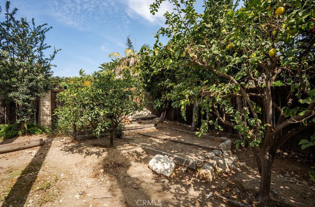 1837 Balboa Way