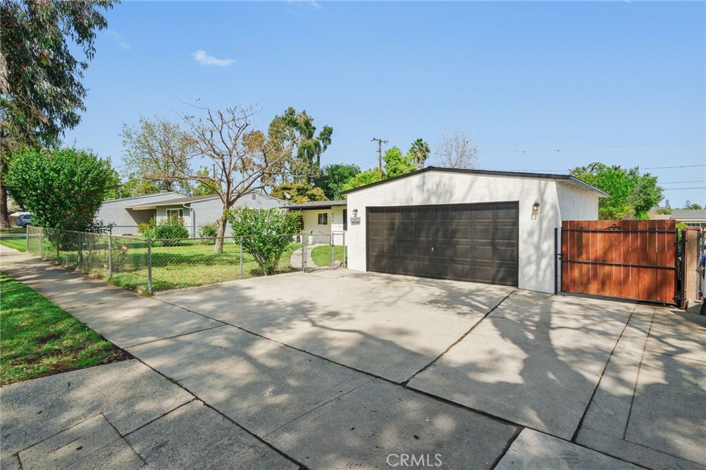 850 S College Avenue