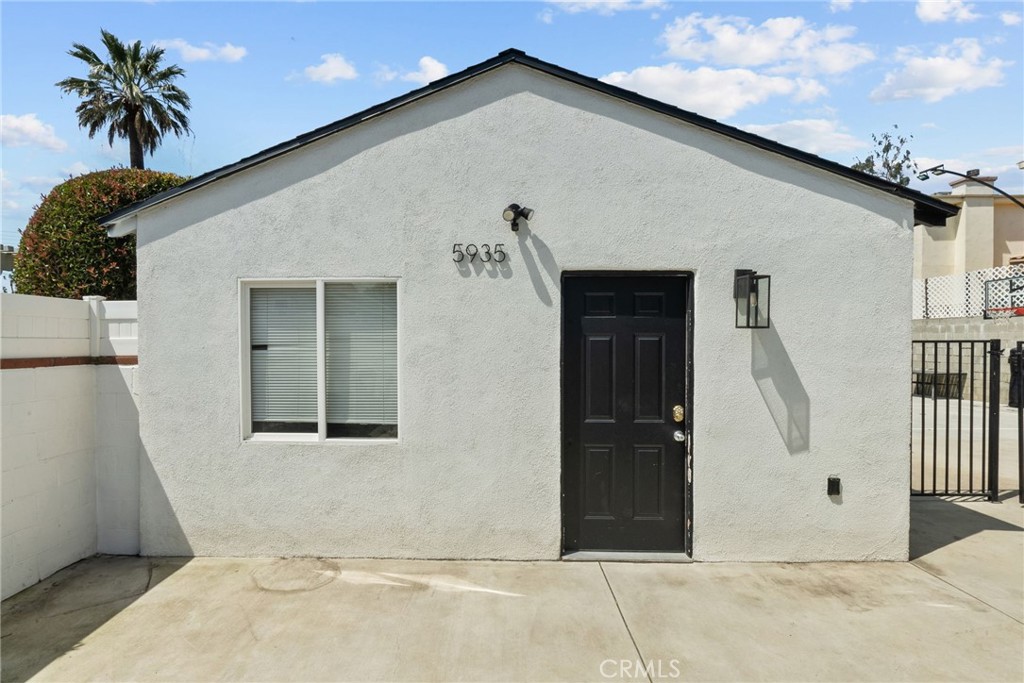 5937 Ranchito Avenue