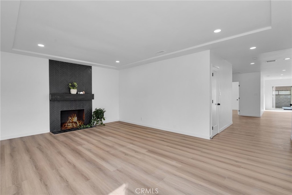 10334 Bellman Avenue