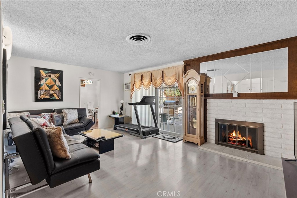 11242 Kamloops Street