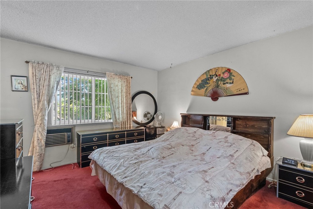 11242 Kamloops Street