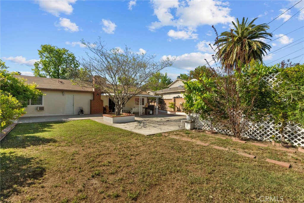 11242 Kamloops Street