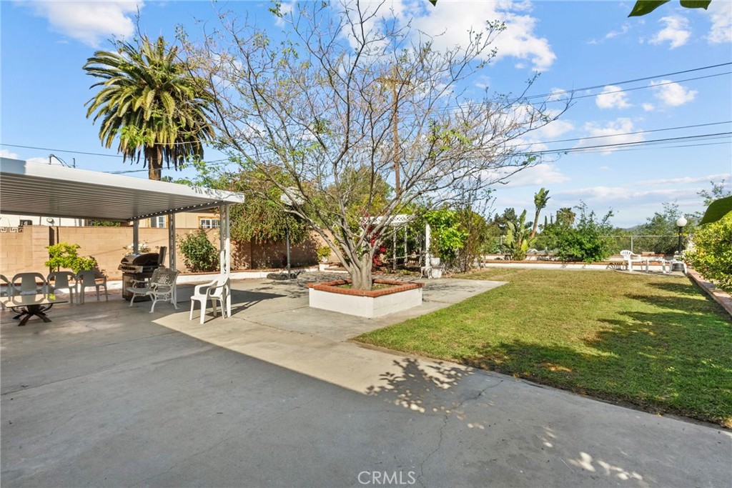 11242 Kamloops Street