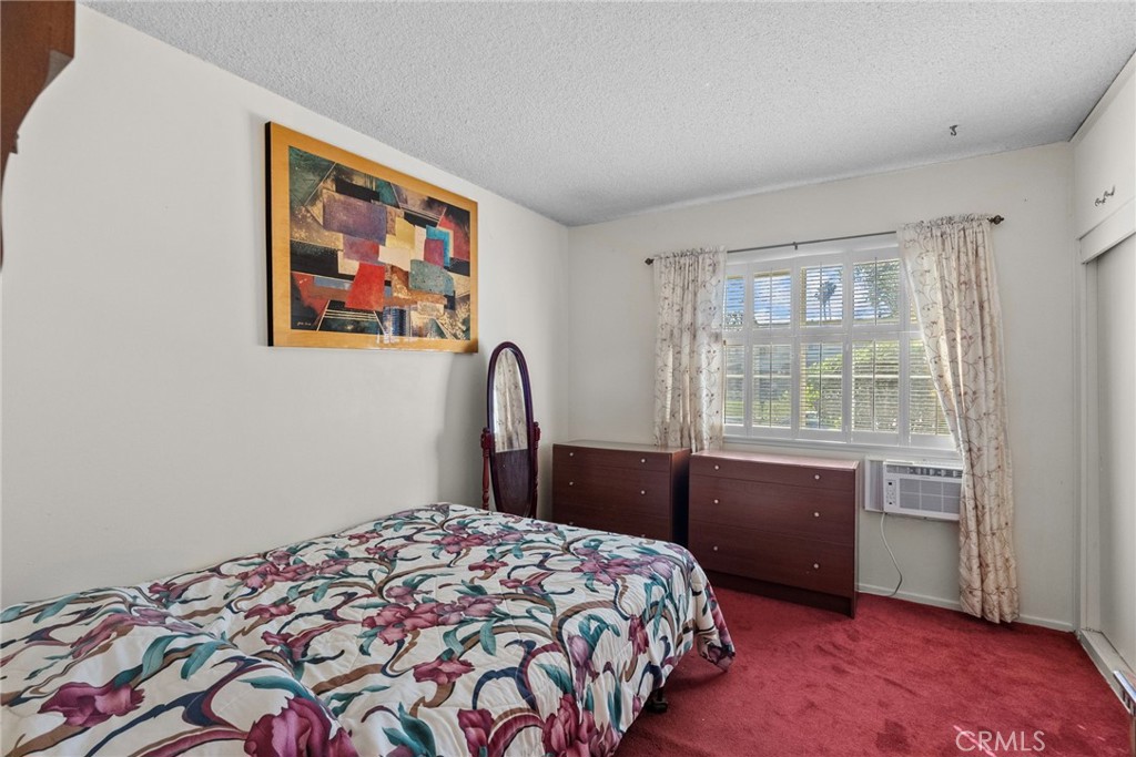 11242 Kamloops Street